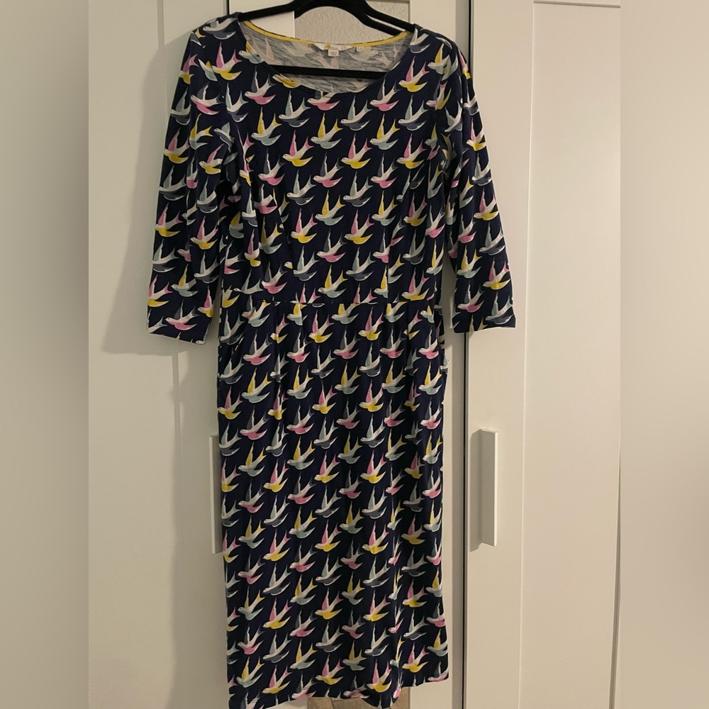 Boden Navy Dress with Pink and Yellow Bird Print Sz. 8 Cute!!!